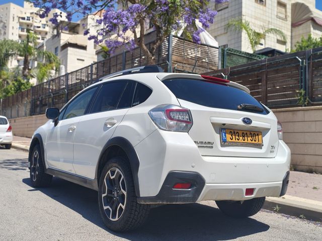 מודעת רכב סובארו XV