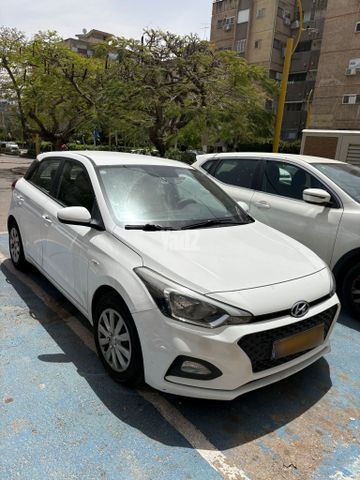 מודעת רכב יונדאי i20