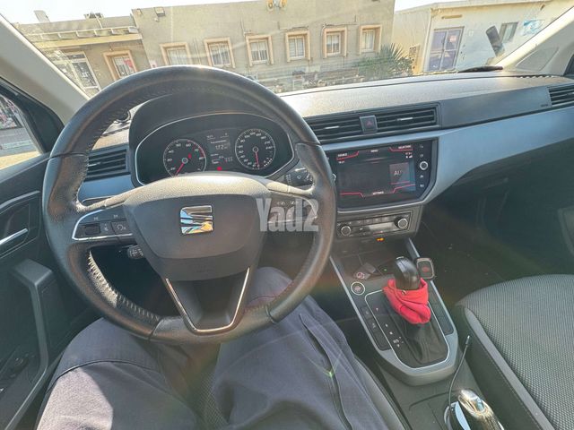 מודעת רכב סיאט ארונה
