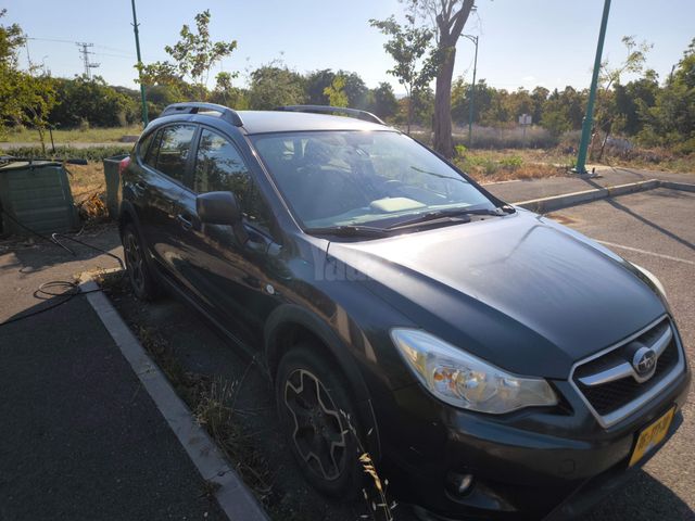 מודעת רכב סובארו XV