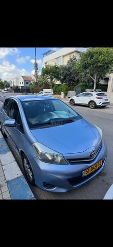 מודעת רכב טויוטה יאריס