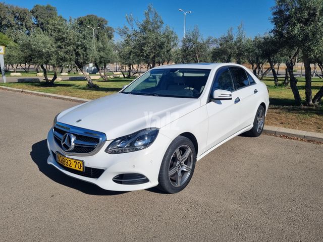 מודעת רכב מרצדס-בנץ E-class