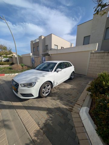 מודעת רכב אאודי A3