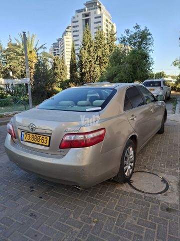 מודעת רכב טויוטה קאמרי