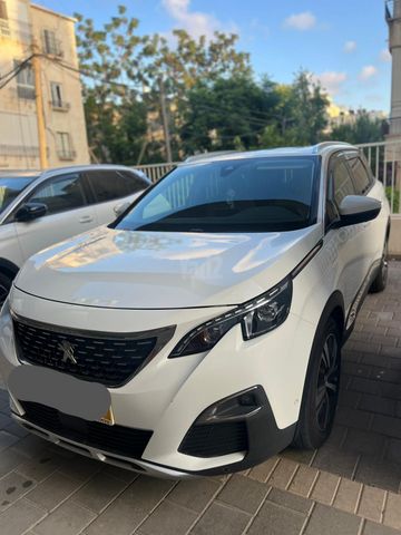מודעת רכב פיג'ו 5008