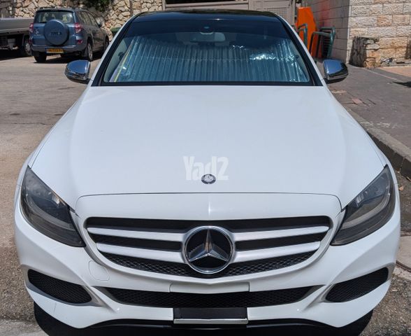 מודעת רכב מרצדס-בנץ C-class