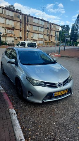 מודעת רכב טויוטה אוריס