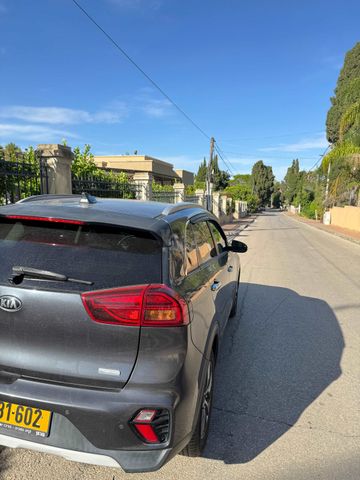 מודעת רכב קיה נירו