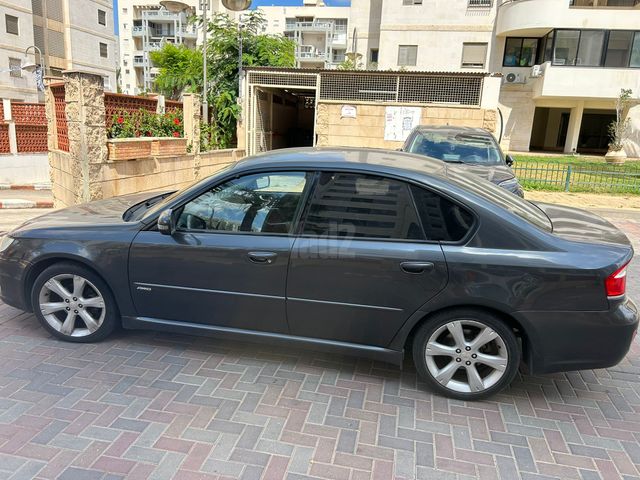 מודעת רכב סובארו B4/לגאסי