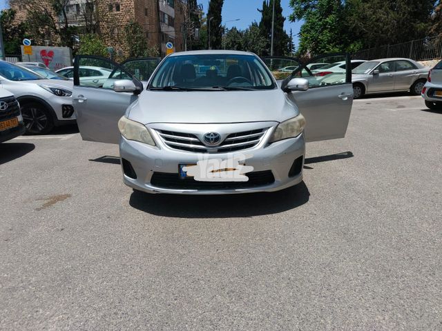 מודעת רכב טויוטה קורולה