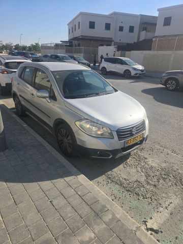 מודעת רכב סוזוקי קרוסאובר