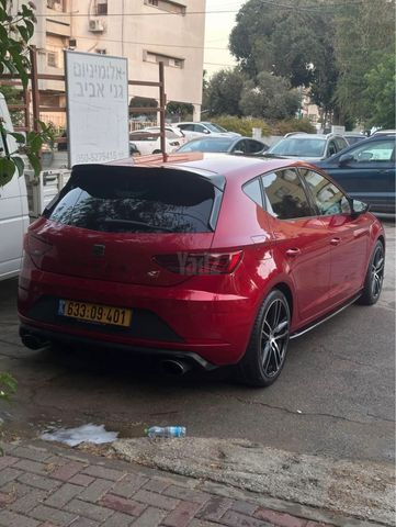 מודעת רכב סיאט לאון