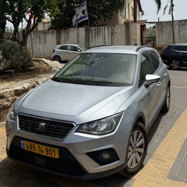 מודעת רכב סיאט ארונה