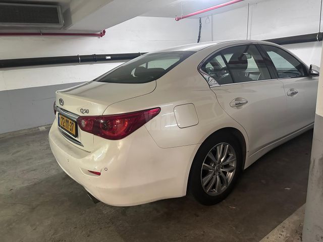 מודעת רכב אינפיניטי Q50