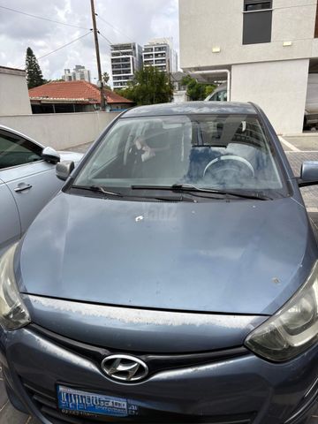 מודעת רכב יונדאי i20