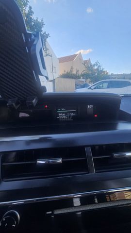 מודעת רכב טויוטה פריוס פלוס
