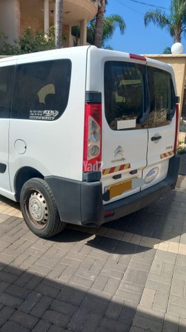 מודעת רכב סיטרואן ג'אמפי