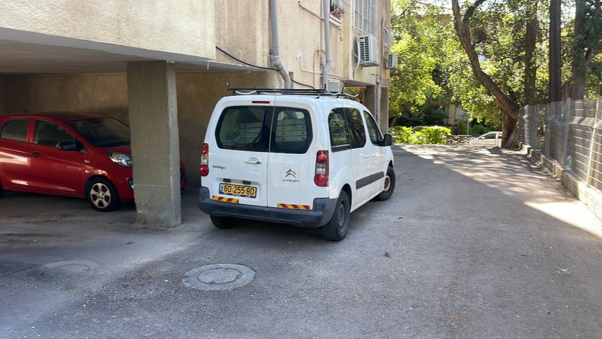 מודעת רכב סיטרואן ברלינגו