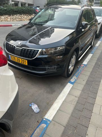 מודעת רכב סקודה קארוק