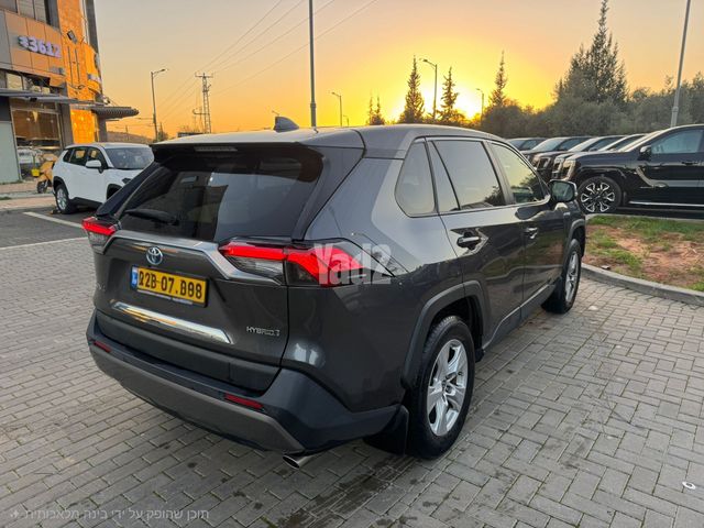 מודעת רכב טויוטה RAV4