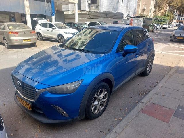 מודעת רכב מאזדה CX-3
