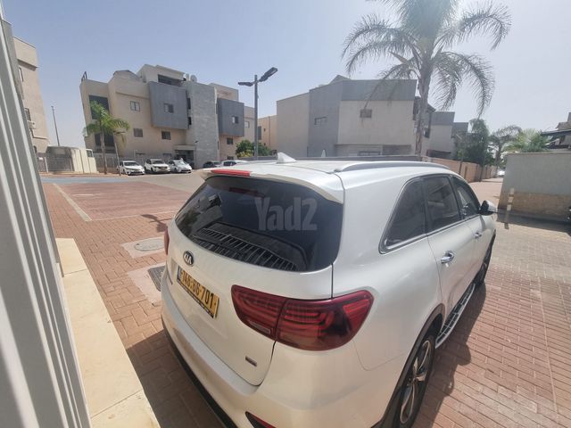 מודעת רכב קיה סורנטו
