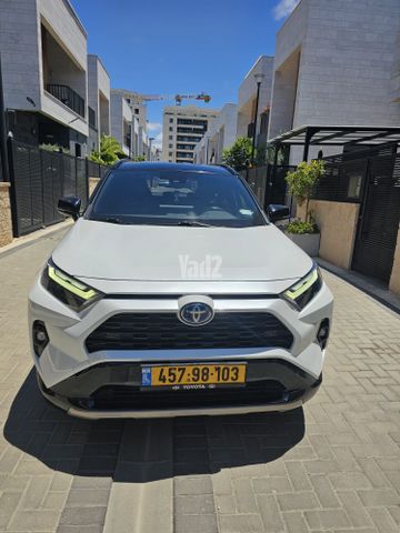 מודעת רכב טויוטה RAV4