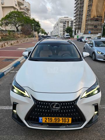 מודעת רכב לקסוס NX