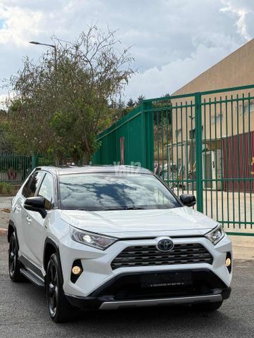 מודעת רכב טויוטה RAV4