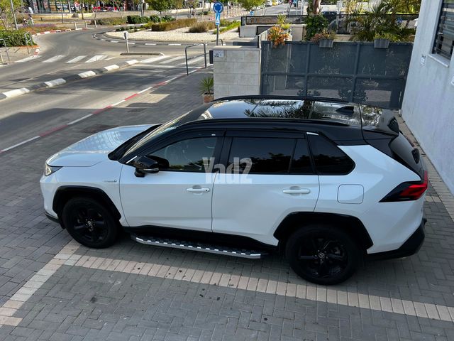 מודעת רכב טויוטה RAV4