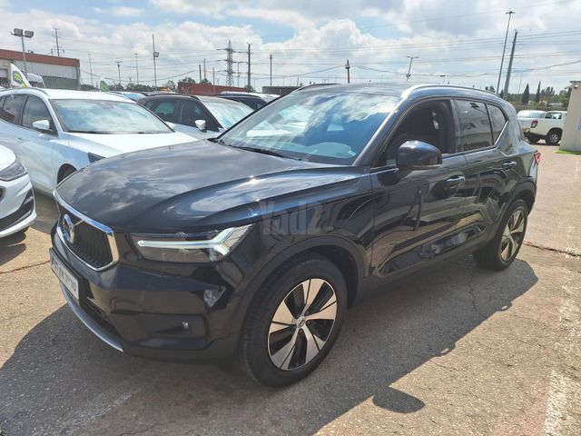 מודעת רכב וולוו XC40 3