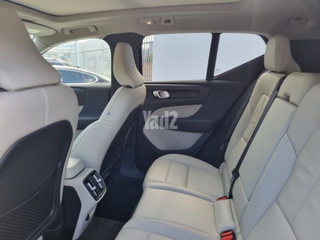 מודעת רכב וולוו XC40 2