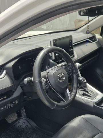 מודעת רכב טויוטה RAV4