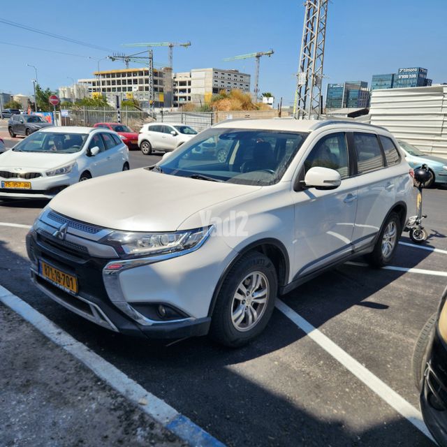 מודעת רכב מיצובישי אאוטלנדר 1