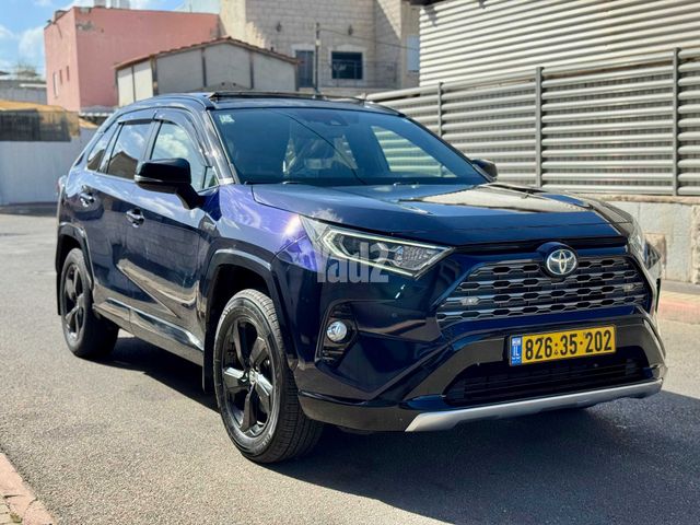 מודעת רכב טויוטה RAV4