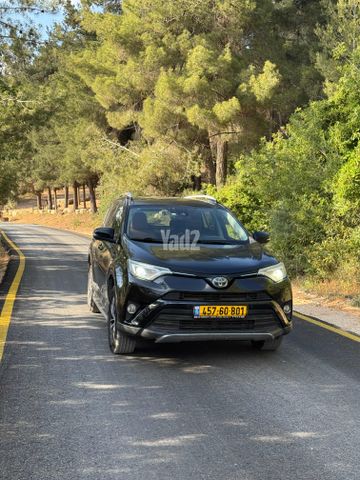 מודעת רכב טויוטה RAV4