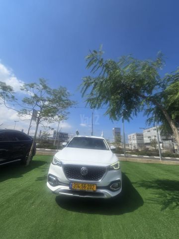 מודעת רכב אם ג'י EHS PHEV 1