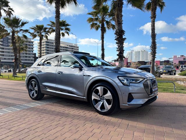 מודעת רכב אאודי E-tron 1