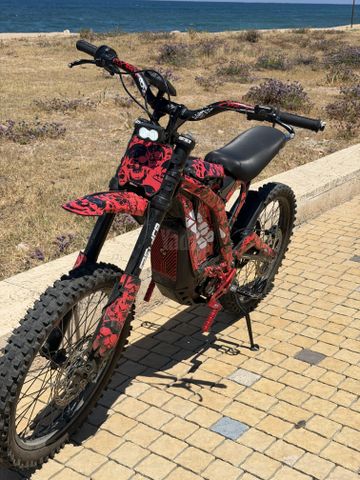 מודעת רכב סורון Light Bee X
