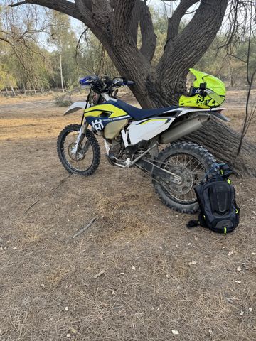 מודעת רכב הוסקוורנה FE350