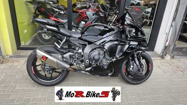 מודעת רכב ימאהה YZF-R1