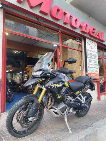 מודעת רכב טריומף Tiger 1200 rally pro