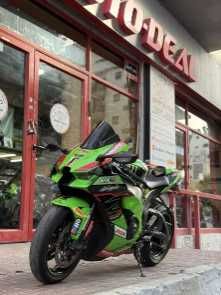 מודעת רכב קאוואסאקי נינג'ה ZX 10R