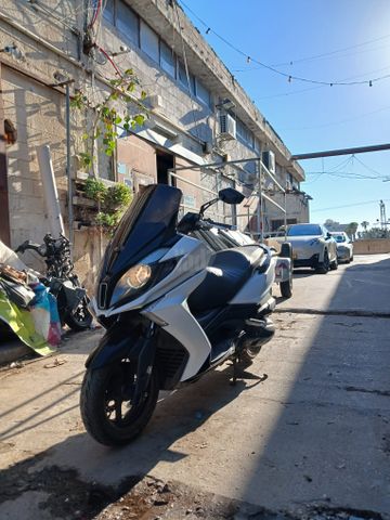 מודעת רכב קימקו דאון-טאון 350