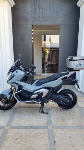 מודעת רכב הונדה X-ADV750
