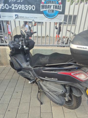 מודעת רכב קימקו דאון-טאון 350