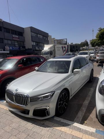 מודעת רכב ב מ וו סדרה 7