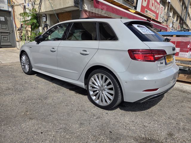 מודעת רכב אאודי A3 1