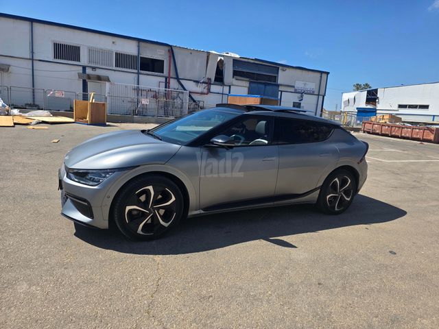 מודעת רכב קיה EV6 1
