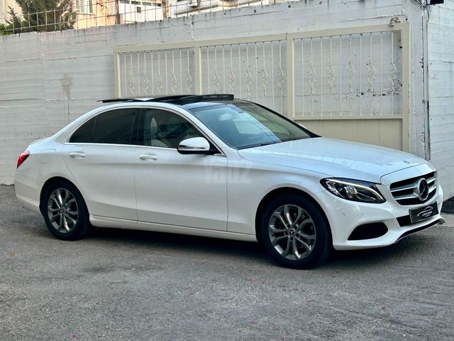 מודעת רכב מרצדס-בנץ C-class